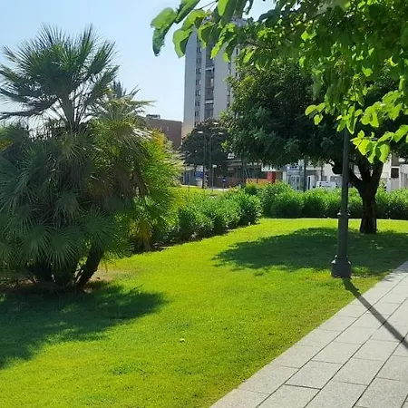Via Genova